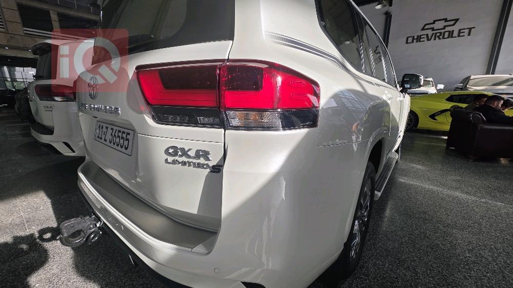 تويوتا لاندكروزر